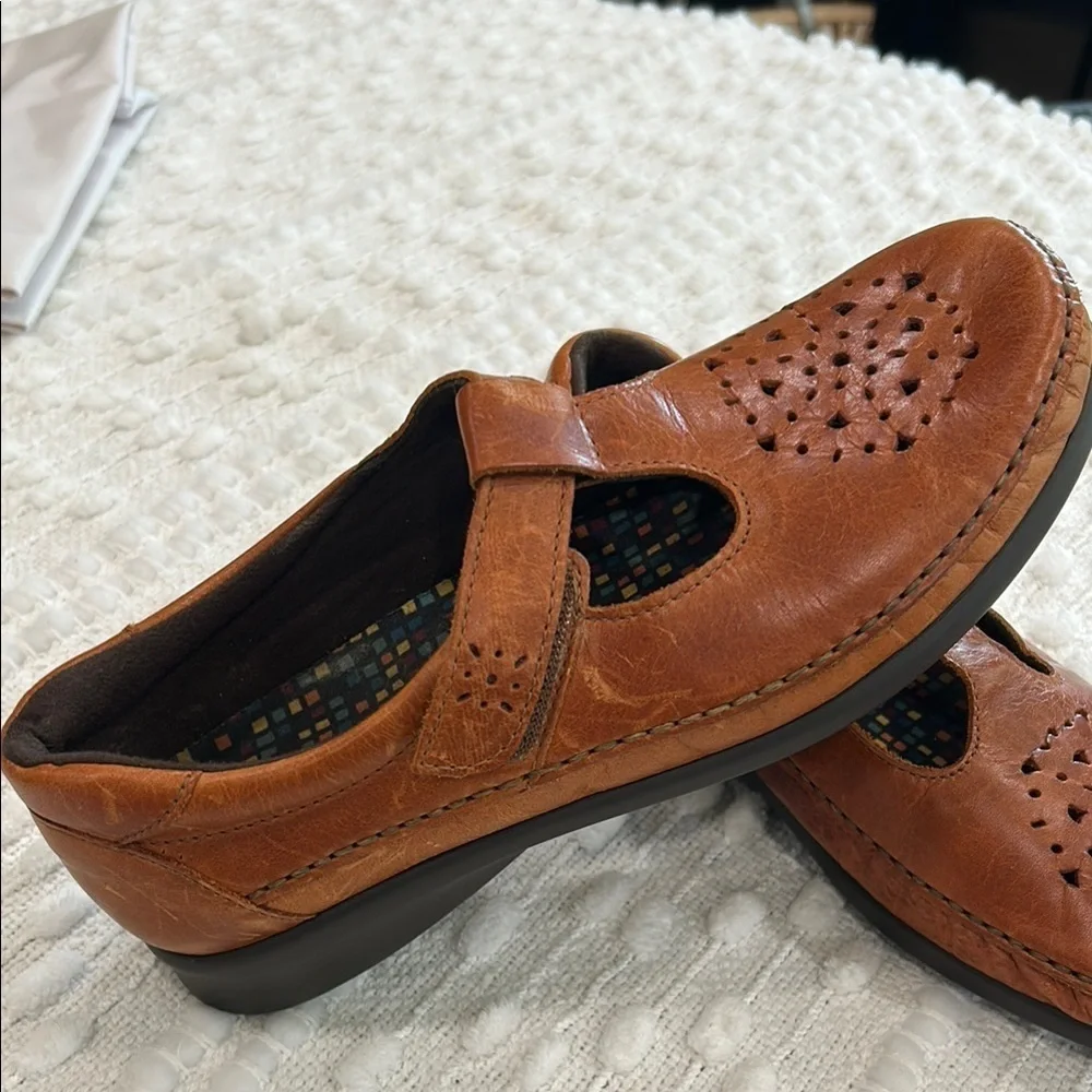 SAS Brown Leather Willow Loafers with Cushioned Comfort
